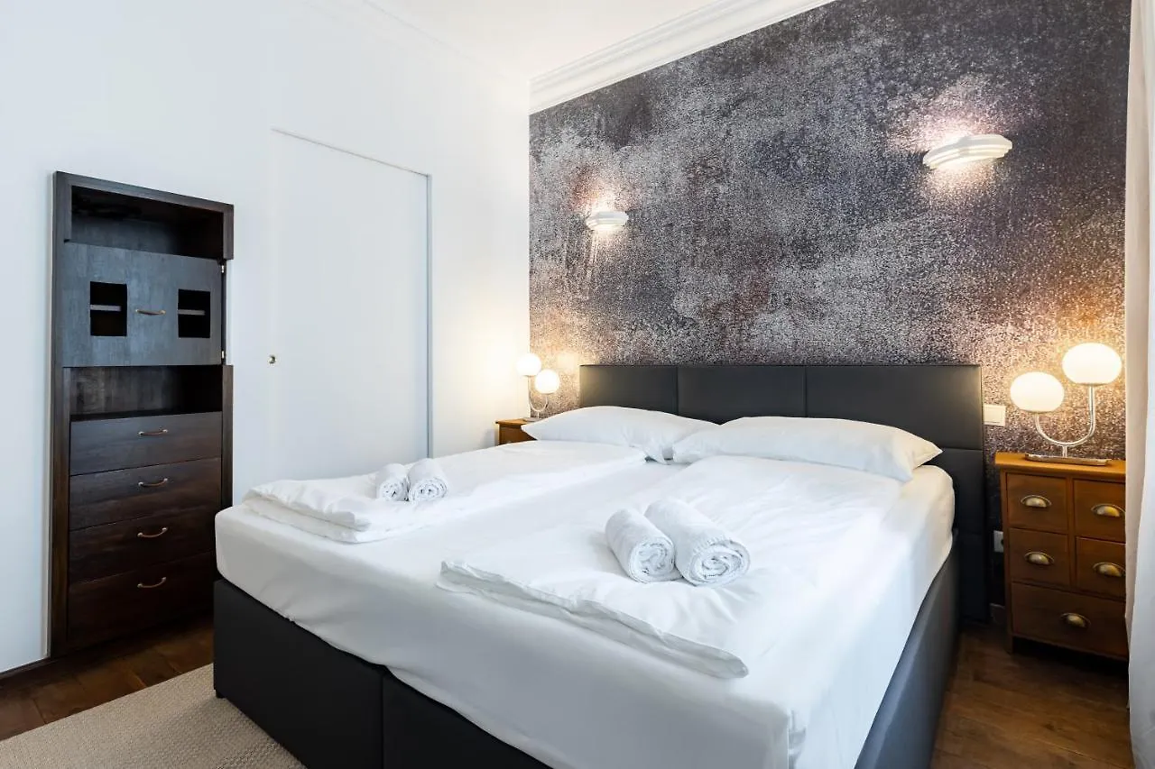 Luxury 2 Bedroom Apartment With King-Size Beds 维也纳