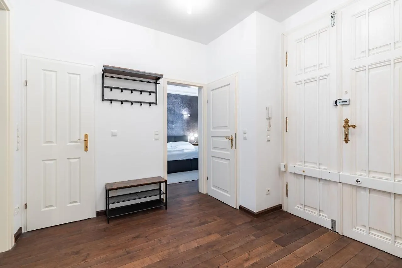Luxury 2 Bedroom Apartment With King-Size Beds 维也纳