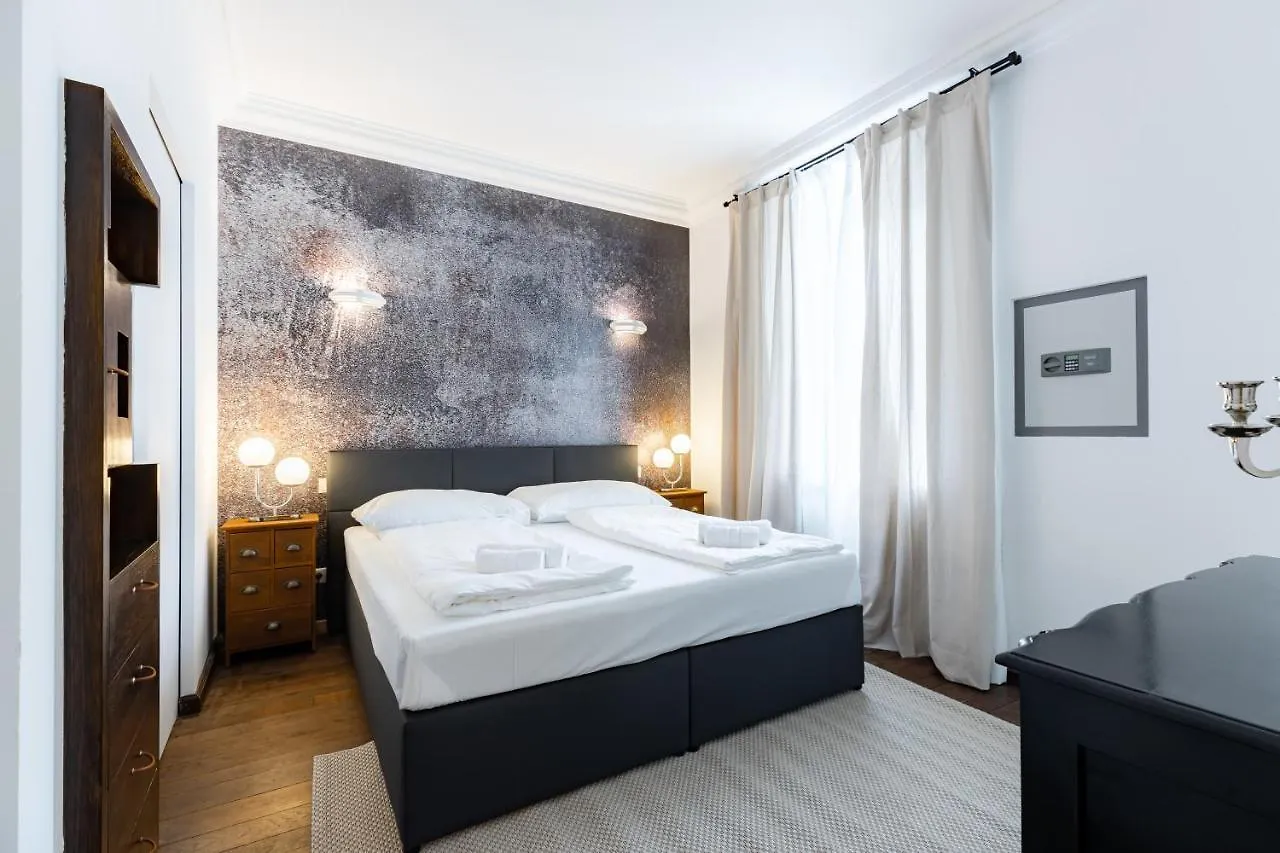 Luxury 2 Bedroom Apartment With King-Size Beds Wiedeń