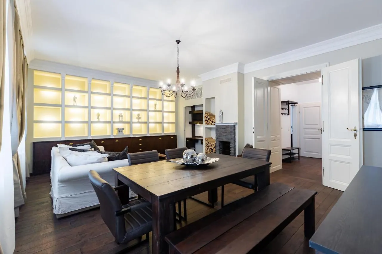 Luxury 2 Bedroom Apartment With King-Size Beds Wiedeń