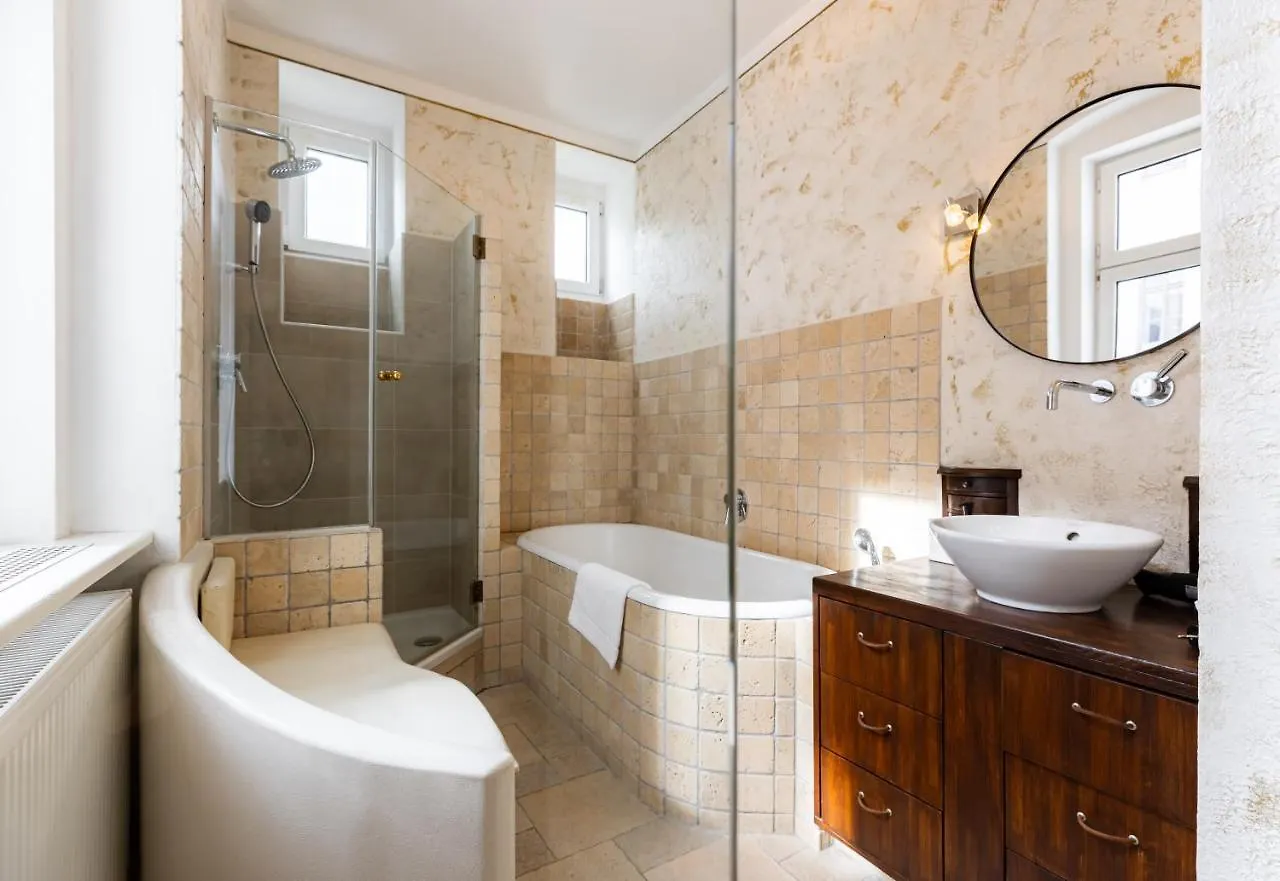 Luxury 2 Bedroom Apartment With King-Size Beds Wiedeń Austria